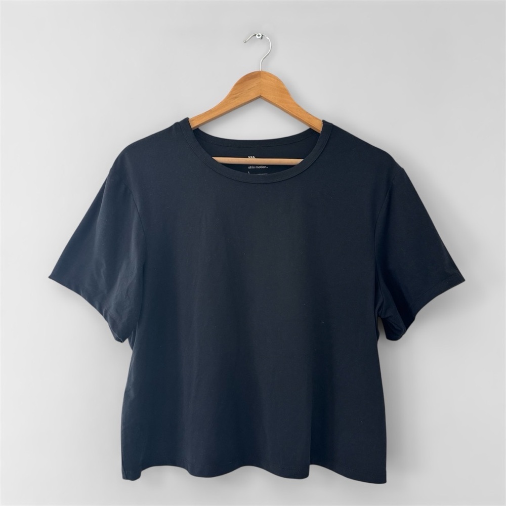All In Motion Woman’s Boxy Tee in Classic Black Size L Women's Top